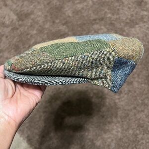 Hannah Hats Of Ireland Pure New Wool Patchwork Newsboy Plaid Hat Size Small.